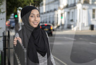 PEOPLE: Muslima Mariah Idrissi posiert für H&M