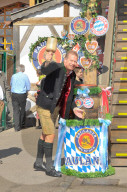 PEOPLE: FC Bayern München auf der Wiesn