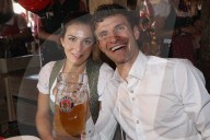 PEOPLE: FC Bayern München auf der Wiesn