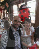 PEOPLE: FC Bayern München auf der Wiesn