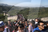 FEATURE: Grossandrang: Touristen auf der chinesischen Mauer