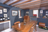 PEOPLE: So schön haust Jamie Dornan 