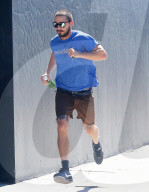 PEOPLE: Shia LaBeouf rennt ins Gym