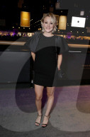 PEOPLE: Kaley Cuoco gut gelaunt an der Longines Gala in L.A.