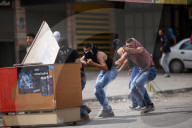 NEWS: Stadt steht unter Feuer: Schreckliche Kämpfe in Ramallah, Palestina