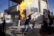 NEWS: Stadt steht unter Feuer: Schreckliche Kämpfe in Ramallah, Palestina