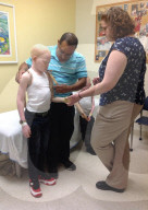 PORTRAIT: Tanzania - Albinos werden verstossen und verletzt