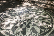 PEOPLE: John Lennon würde am 9.10.15 75 Jahre alt werden