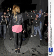 PEOPLE: Promis von Paparazzi attackiert