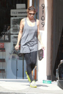 EXKLUSIV: Neo Mama - Elisabetta Canalis sportlich und fit in Hollywood