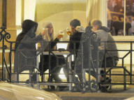 PEOPLE: Jürgen Klopp sitzt mit seiner Familie im 'Ego' 