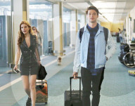 PEOPLE: Bella Thorne mit Patrick Schwarzenegger am Flughafen von Vancouver