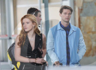 PEOPLE: Bella Thorne mit Patrick Schwarzenegger am Flughafen von Vancouver