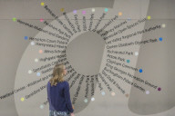 NEWS: London: 'Empty Lot' Ausstellung von Abraham Cruzvillegas in der Tate Modern