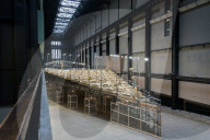 NEWS: London: 'Empty Lot' Ausstellung von Abraham Cruzvillegas in der Tate Modern