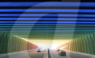 FEATURE: Das Regenbogen-Tunnel von China