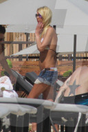 EXKLUSIV: Not amused: Tara Reid über Boyfriend Yavuz Cansiz