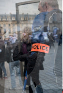NEWS: Paris: Polizei demonstriert für bessere Arbeitsbedingungen