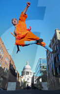 FEATURE: Shaolin Monks proben Kung Fu in London