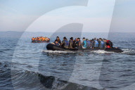 NEWS: Flüchtlinge stranden auf Lesbos