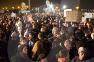 NEWS: Dresden: Ein Jahr Pegida - Pro und Contra Demos