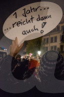 NEWS: Dresden: Ein Jahr Pegida - Pro und Contra Demos