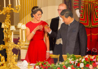 PEOPLE: Englische Royals beim Staatsdinner mit Präsident Xi Jinping