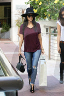 PEOPLE: Kourtney Kardashian shoppt bei LaPerla
