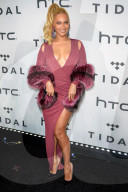 PEOPLE: Beyonce zeigt "Ausschnitt" beim Tidal X Event in New York