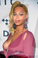 PEOPLE: Beyonce zeigt "Ausschnitt" beim Tidal X Event in New York