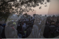 NEWS: Tausende von Flüchtlinge kommen über die slowenische Grenze in Brezice