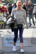 PEOPLE: Diane Kruger wirkt etwas verpennt
