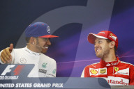 PEOPLE: Freut sich wie ein Weltmeister: Lewis Hamilton