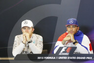 PEOPLE: Freut sich wie ein Weltmeister: Lewis Hamilton