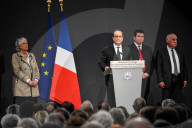 NEWS: Busunglück Frankreich: Trauerzermonie mit François Hollande