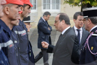NEWS: Busunglück Frankreich: Trauerzermonie mit François Hollande