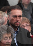 NEWS: Busunglück Frankreich: Trauerzermonie mit François Hollande