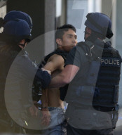 NEWS: Psychisch gestörter Mann hält Polizei von Melbourne auf Trab