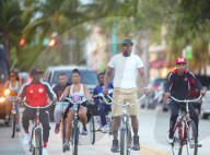 EXKLUSIV: Floyd Mayweather cruised mit seiner Entourage durch Miami