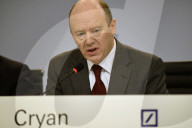 NEWS: Deutsche Bank streicht 9000 Arbeitsplätze