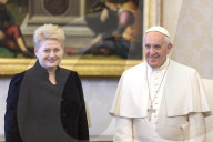 NEWS: Der Papst empfängt die littauische Präsidentin Dalia Grybauskaite in Rome
