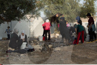 NEWS: Ikea-Hütten für Flüchtlinge auf Lesbos