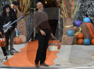 PEOPLE: Barack und Michelle Obama emfpangen die Kinder zu Halloween