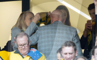 PEOPLE: Jerry Hall und Rupert Murdoch verfolgen gemeinsam den Rugby World Cup Final