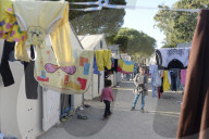 NEWS: Leben im FlÃ¼chtlingscamp Moira auf Lesbos