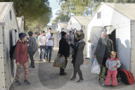 NEWS: Leben im FlÃ¼chtlingscamp Moira auf Lesbos