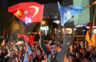 NEWS: Wahlen Türkei: Feiern nach Sieg in den Strassen