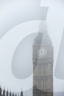 FEATURE: London versinkt im Nebel