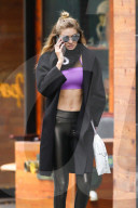 PEOPLE: Waschbrettbauch: Gigi Hadid zeigt ihre "Mukis" in New York