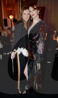 PEOPLE: Promis bein Harper's Bazaar Award in London